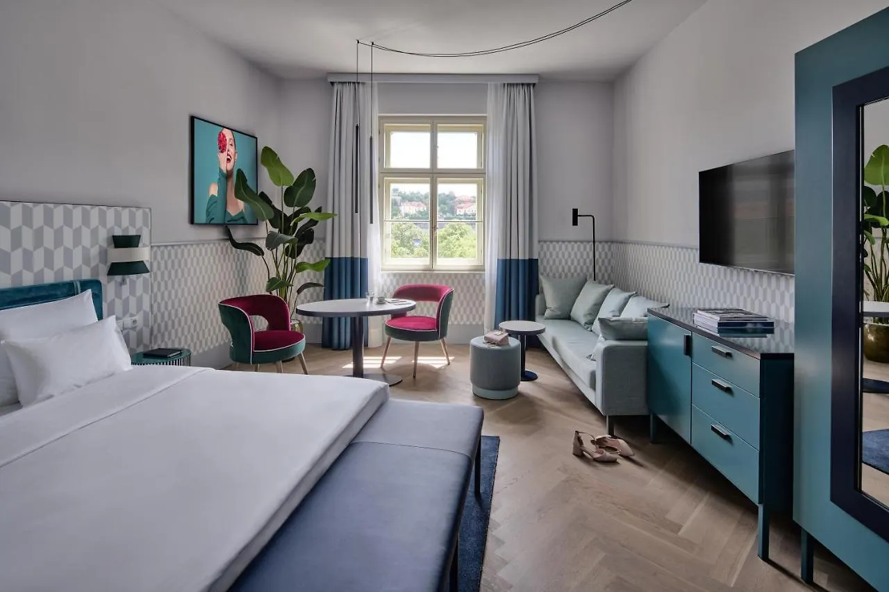 Falkensteiner Boutique Hotel Praga 5*,