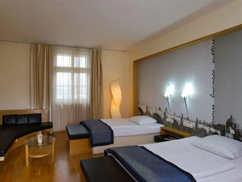 Falkensteiner Boutique Hotel Praga 5*,
