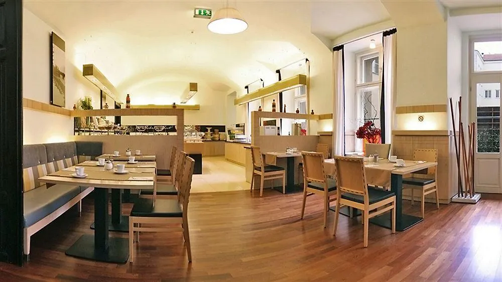 Falkensteiner Boutique Hotel Praga